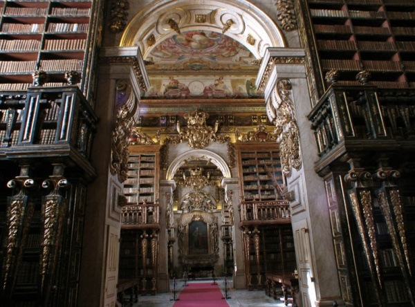 Bibliothek der Universitaet Coimbra Zhuanina in Portugal