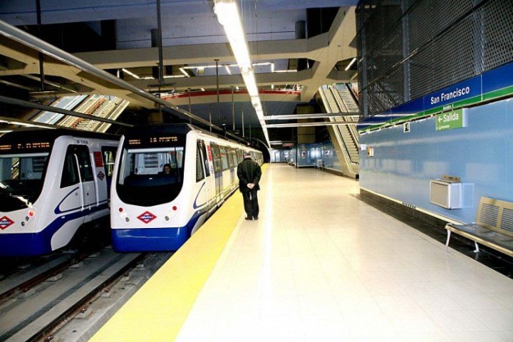 Metro Madrid - 300 Stationen